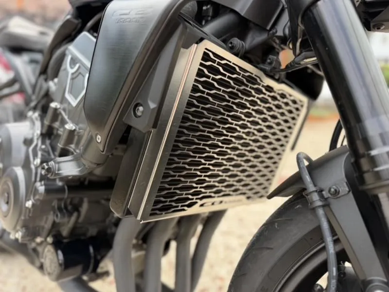 CB 1000 R