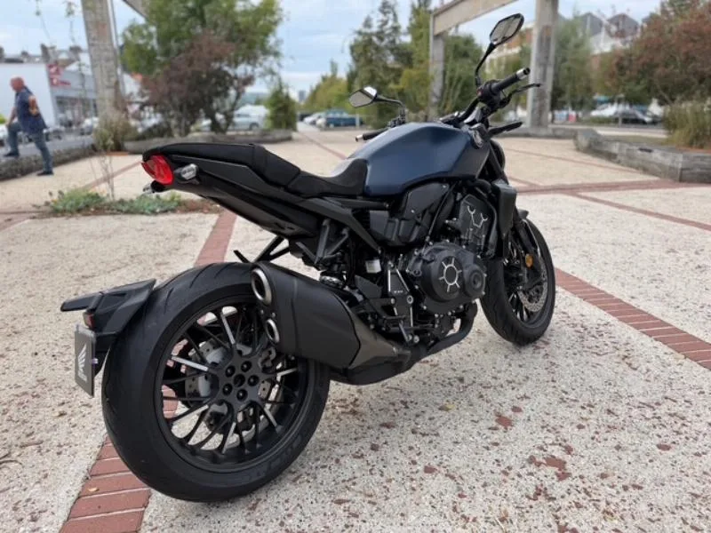 CB 1000 R
