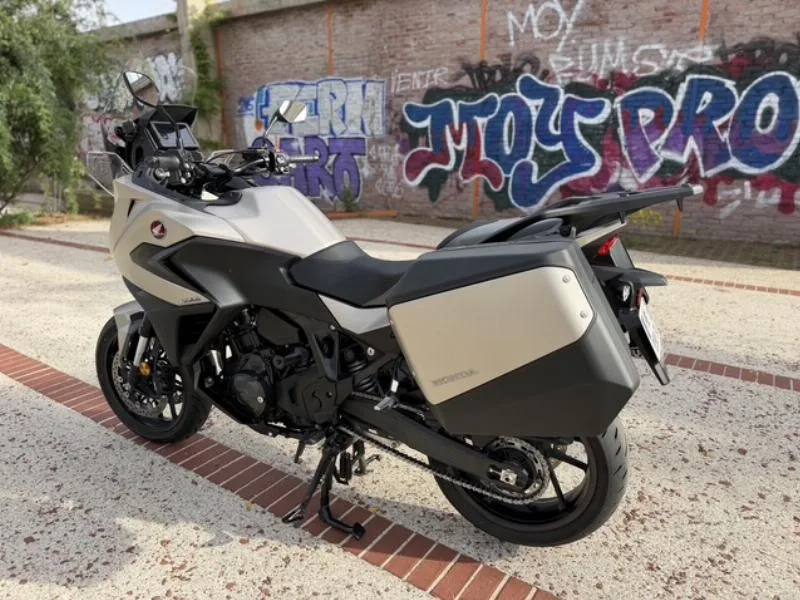 NT 1100 DCT