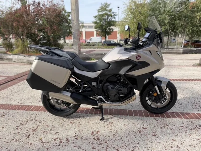 NT 1100 DCT