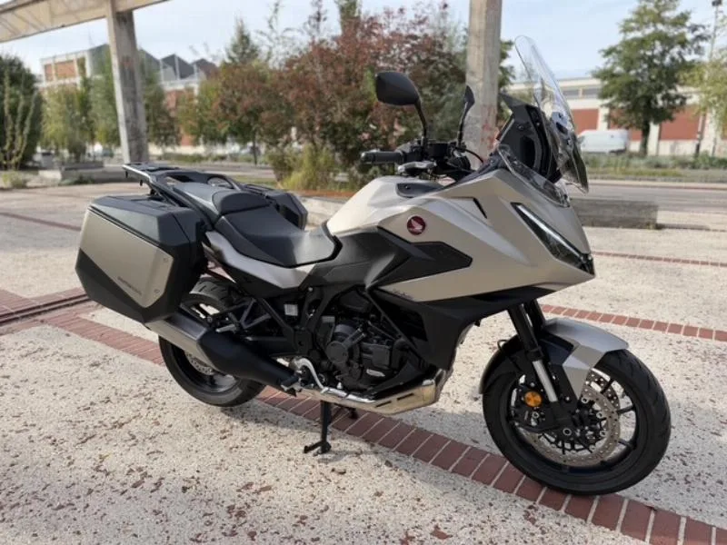 NT 1100 DCT
