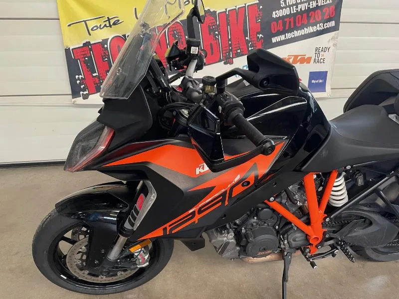 1290 SUPER DUKE GT