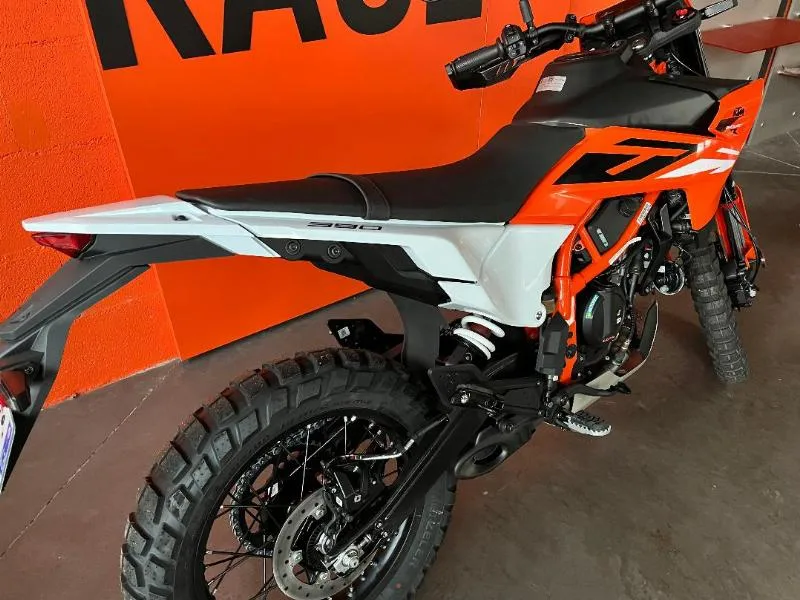 390 ENDURO R