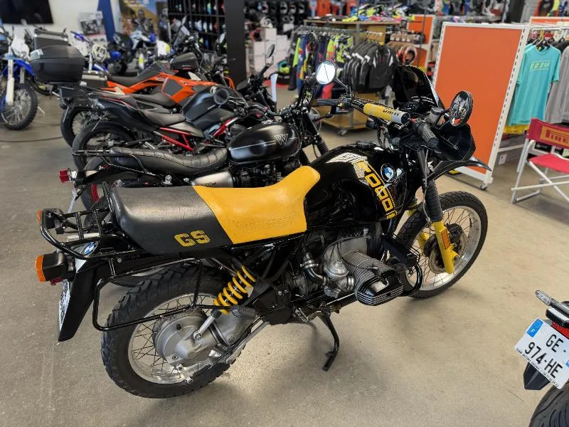 R 100 GS