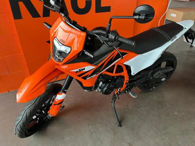 125 SMC R