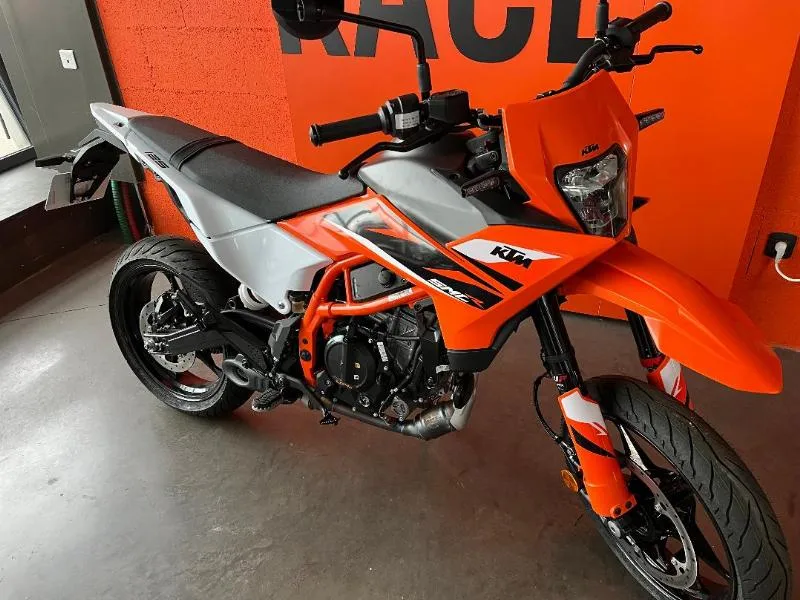 125 SMC R