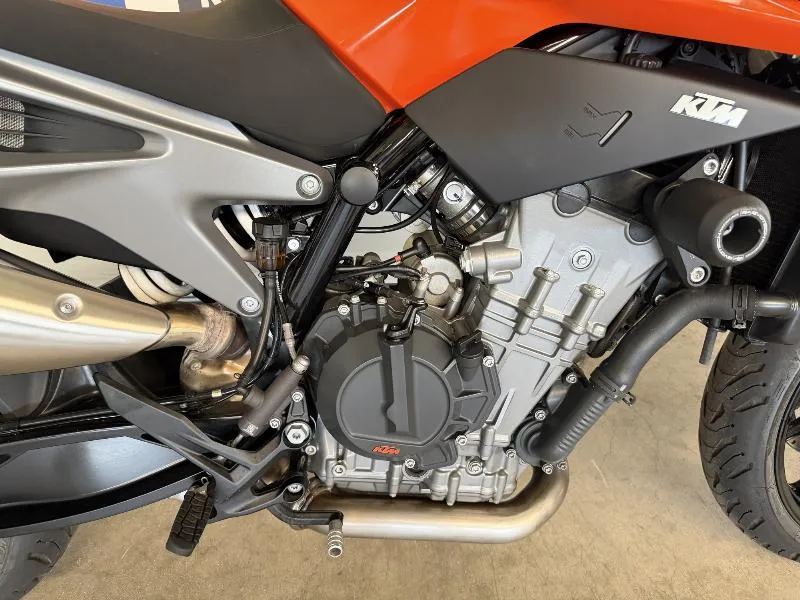 790 DUKE