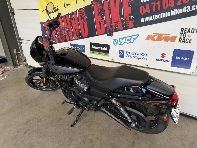 STREET 750