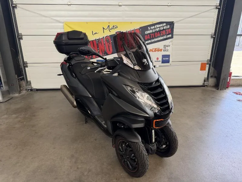 METROPOLIS 400