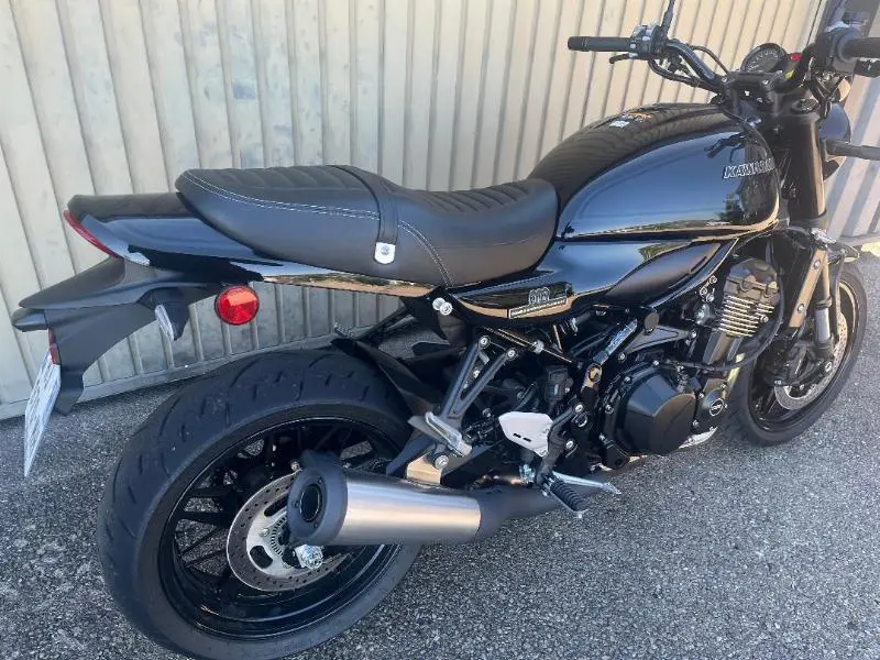 Z900RS