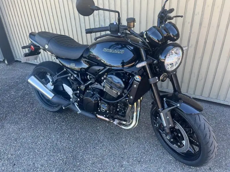 Z900RS