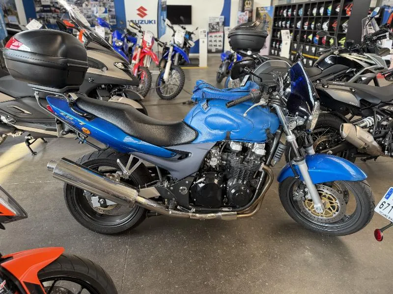 ZR7 2002