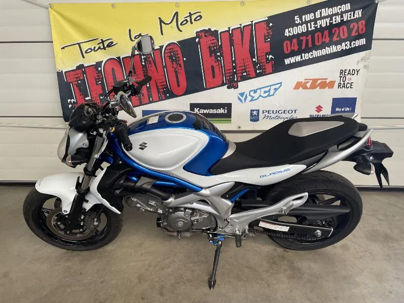 GLADIUS 650 ABS