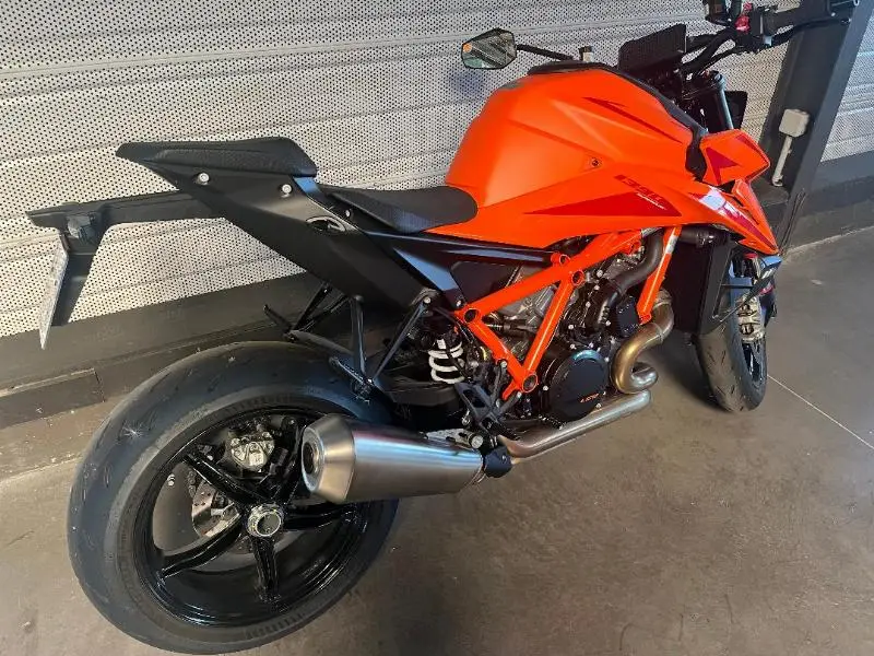 1390 SUPER DUKE R