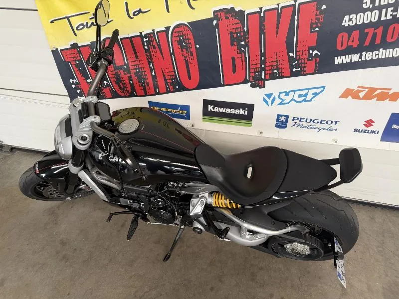 XDIAVEL S