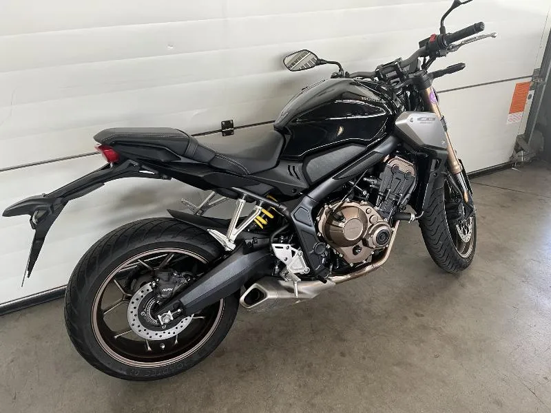 CB 650 R