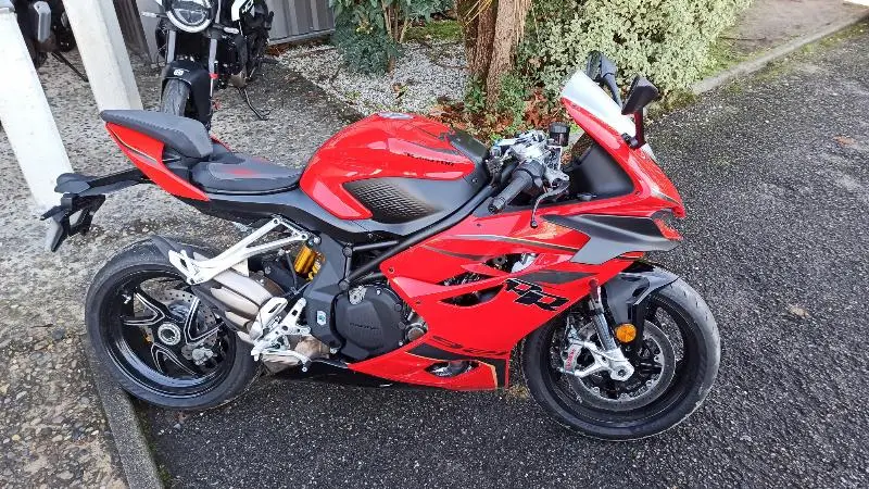 SRK 921 RR 2025