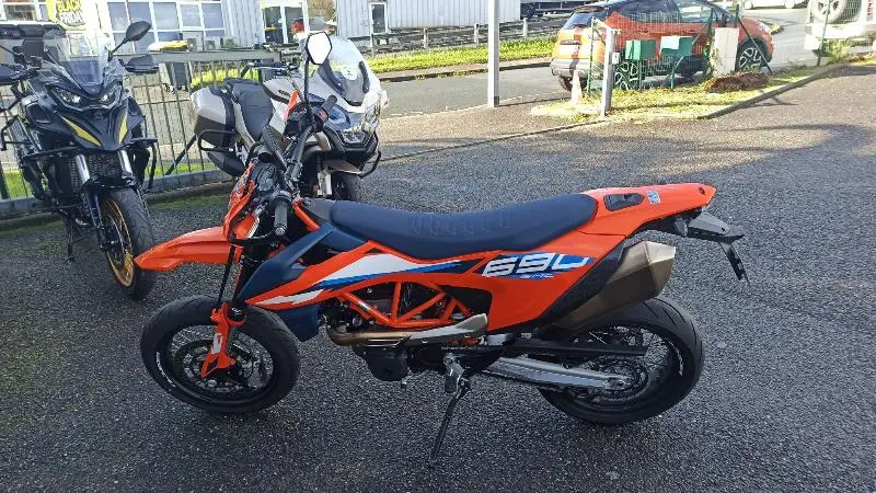690 SMC R