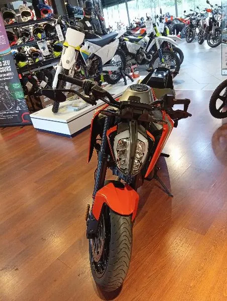 790 DUKE