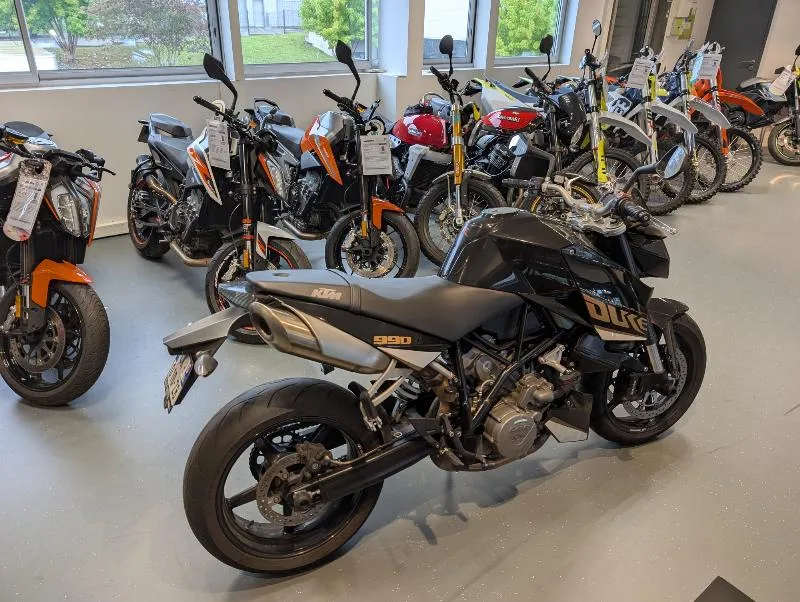 990 SUPER DUKE