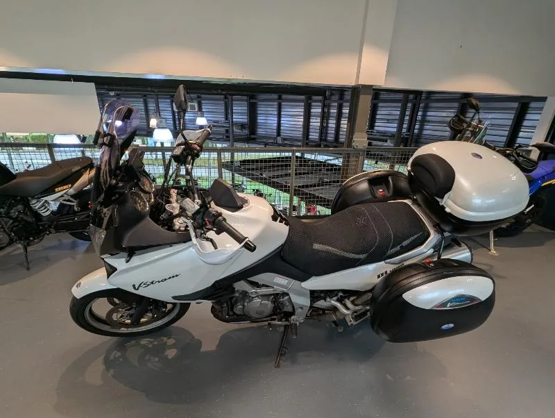 DL VSTROM 1000
