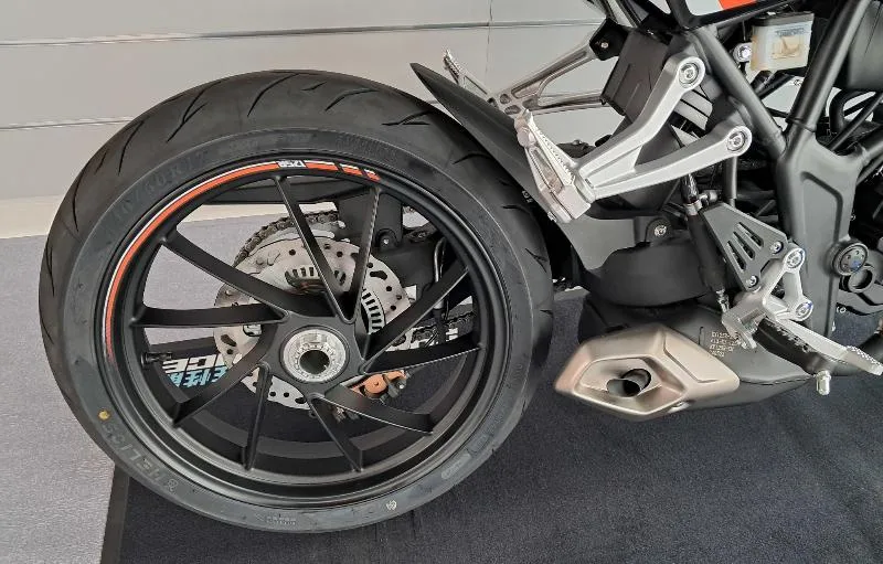 NK 125 R