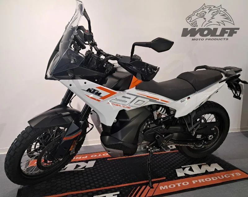 790 ADVENTURE