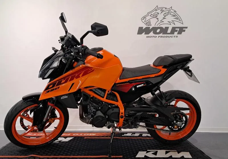 390 DUKE