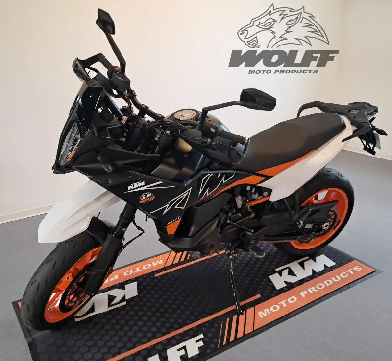 890 ADVENTURE SMT