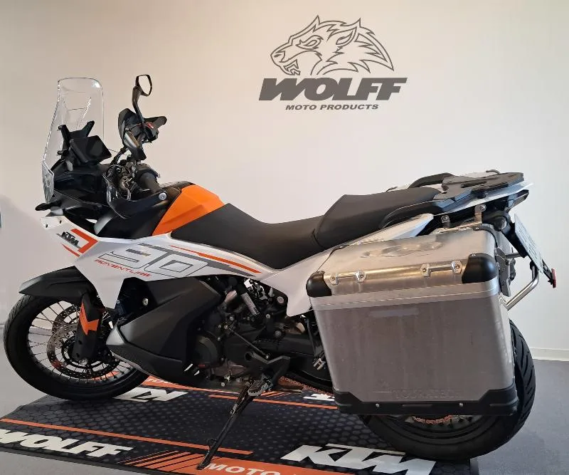 790 ADVENTURE