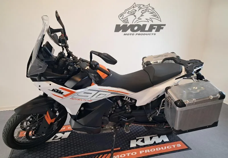 790 ADVENTURE