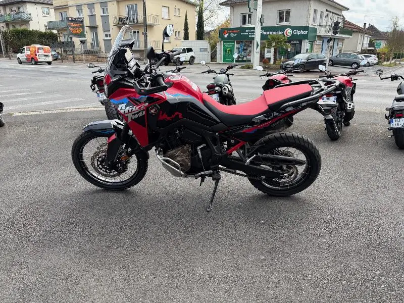 CRF 1100  L AFRICA TWIN
