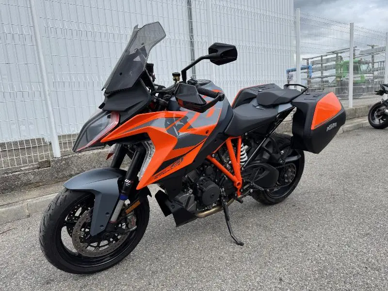 1290 SUPER DUKE GT