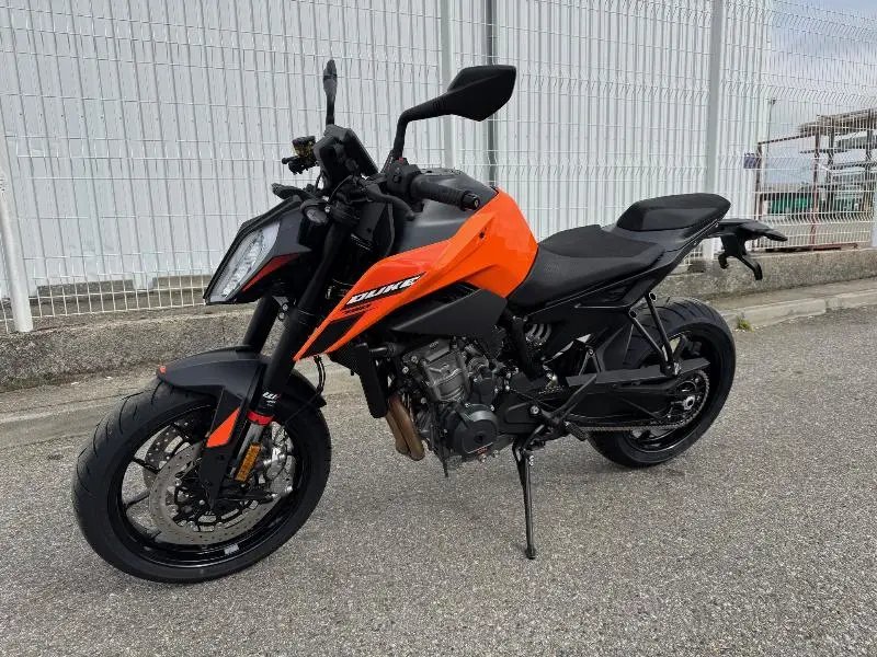 790 DUKE L