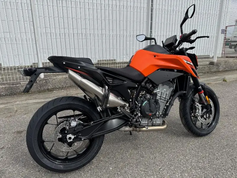 790 DUKE L