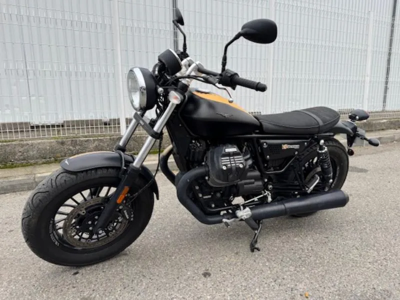 V9 BOBBER