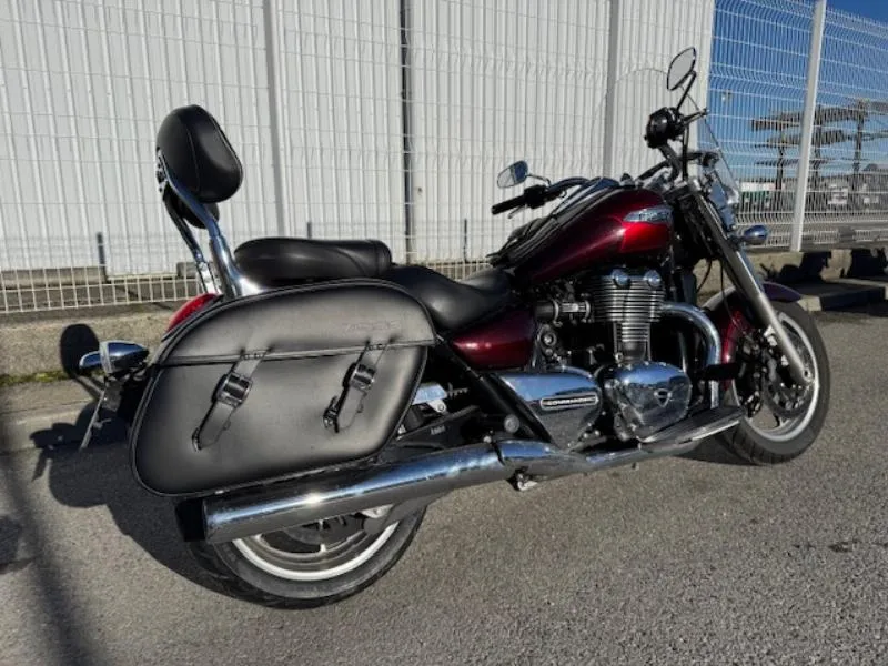 Thunderbird 1700 Commander