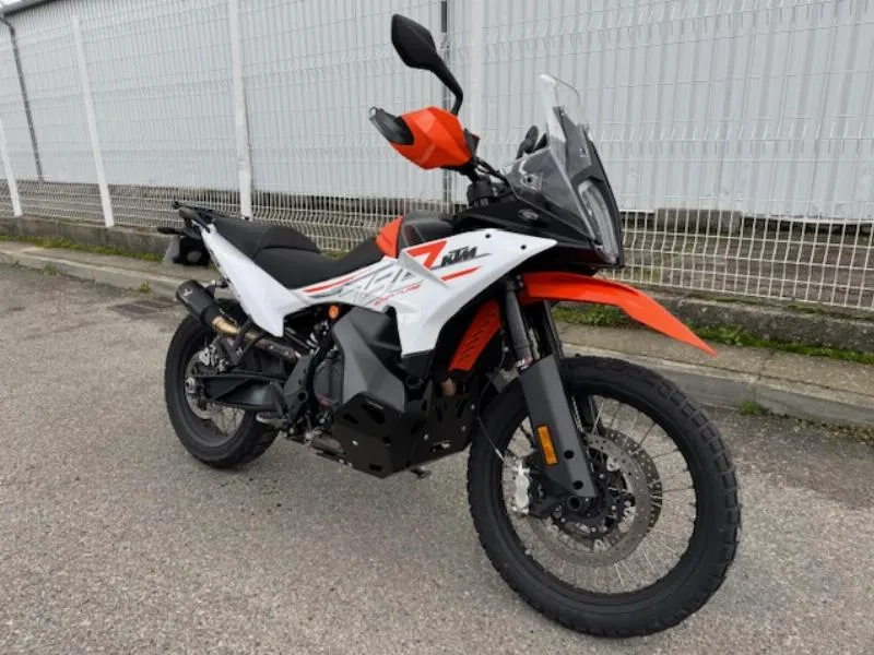 790 ADVENTURE
