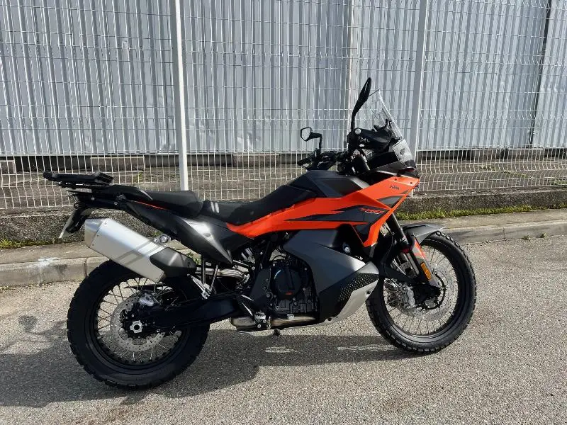 790 ADVENTURE