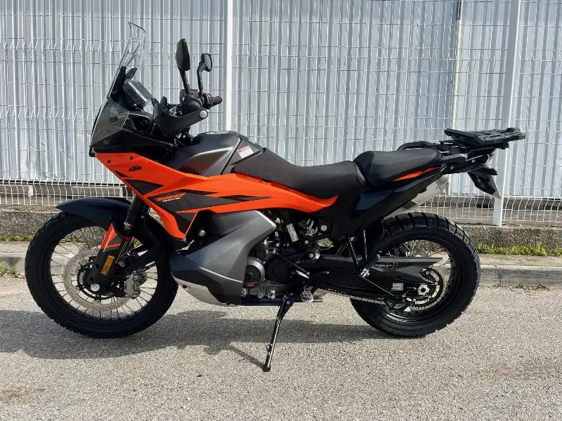 790 ADVENTURE