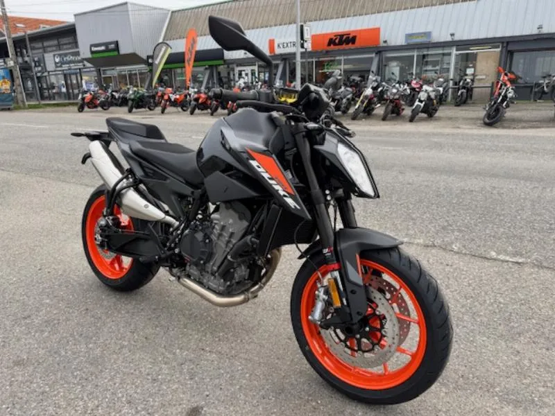 790 DUKE L