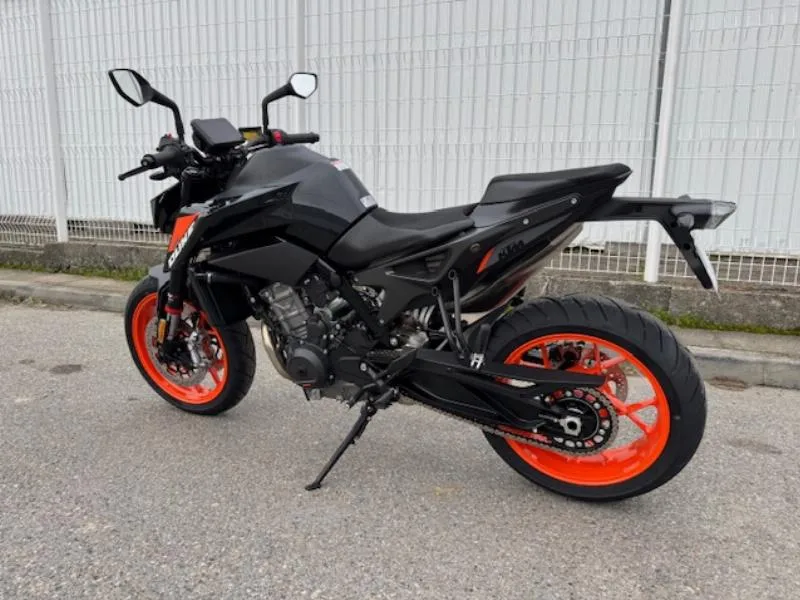 790 DUKE L