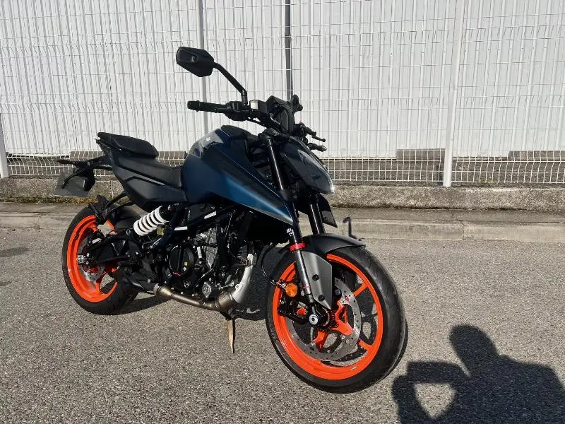 125 DUKE