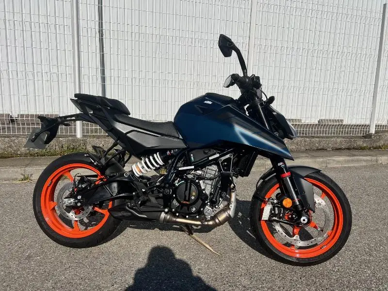 125 DUKE