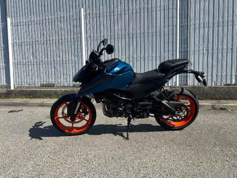 125 DUKE