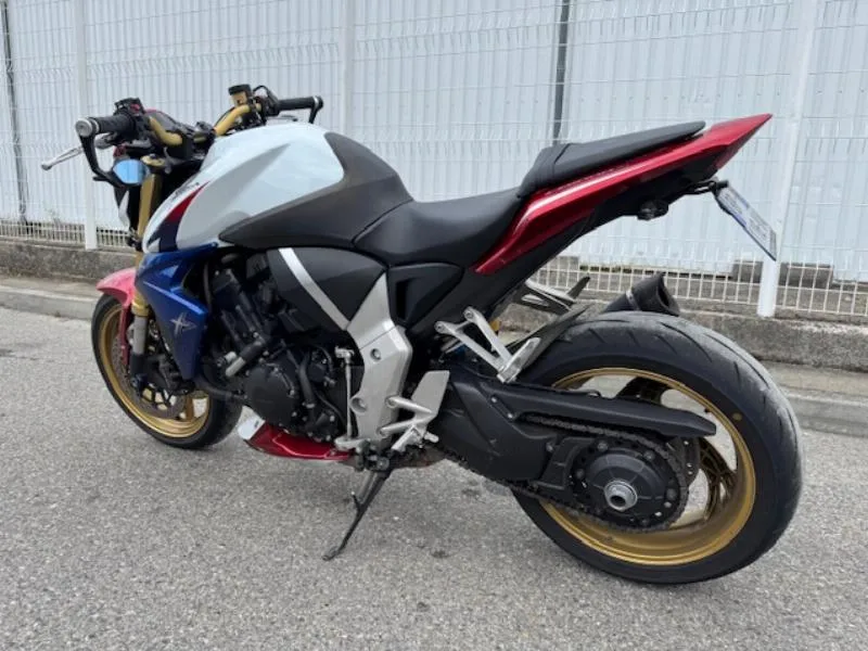 CB 1000 R