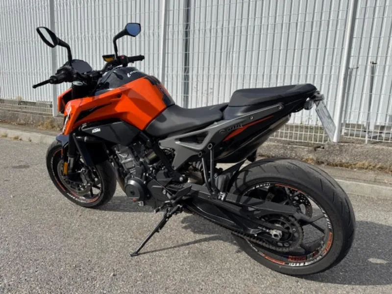 790 DUKE L