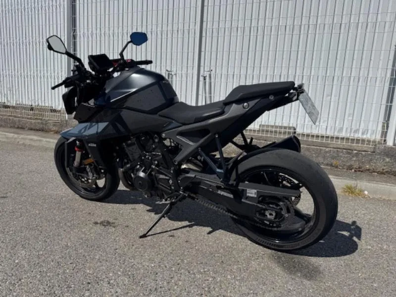 990 DUKE