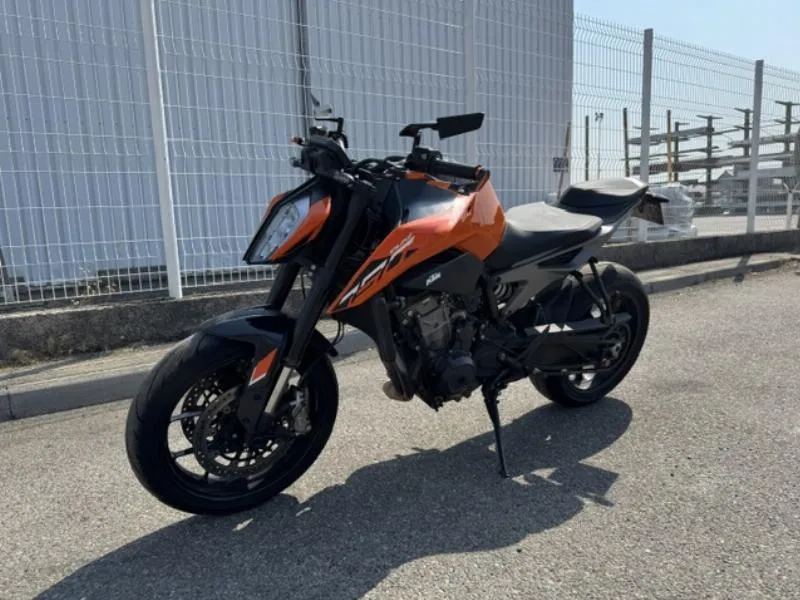 790 DUKE L