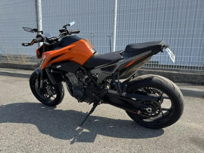 790 DUKE L